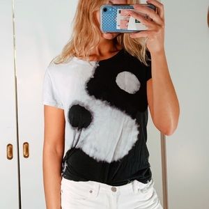 Vintage yin yang top
